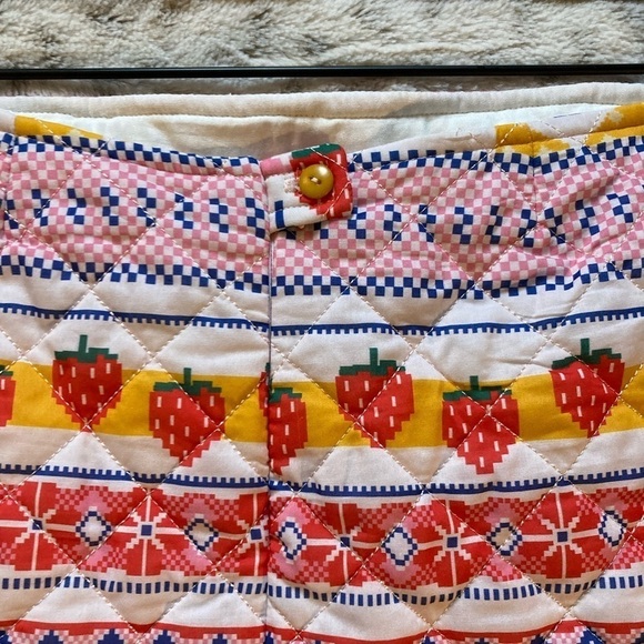 : : LISA SAYS GAH NEW Floral Fruit Quilted Wrap Skirt & Long Sleeve Crop Set : : - Picture 15 of 15